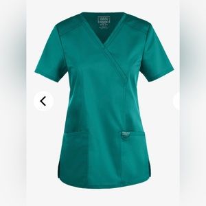 NWOT teal Cherokee revolution scrub top size large